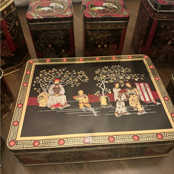 Vintage Asian-Inspired Tin Canister Set - Picture 4 of 8